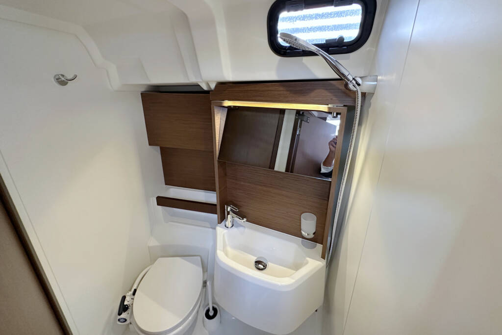 Sailing yacht Oceanis 51.1 Flipper