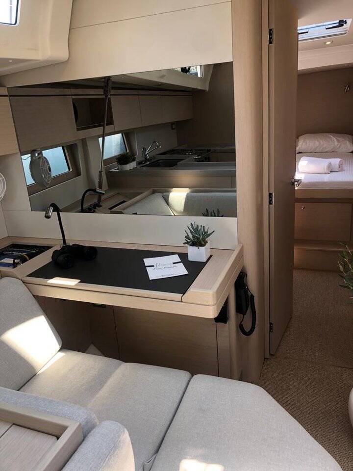 Sailing yacht Oceanis 51.1 Demilia Star