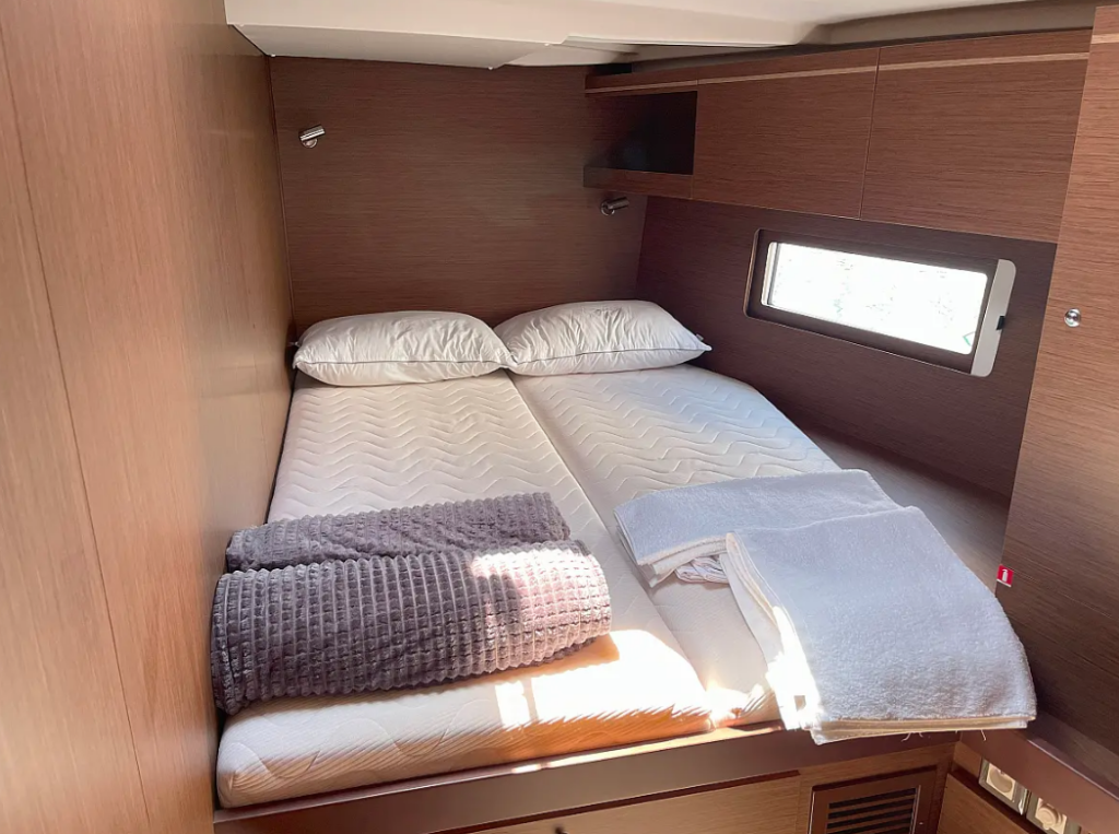 Sailing yacht Oceanis 51.1 Glafki