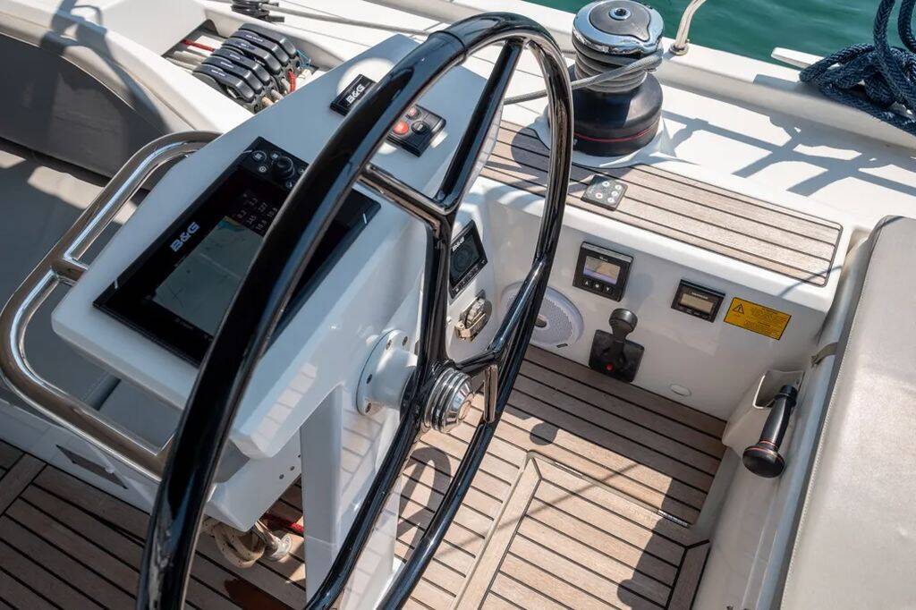 Sailing yacht Oceanis 51.1 Aloha