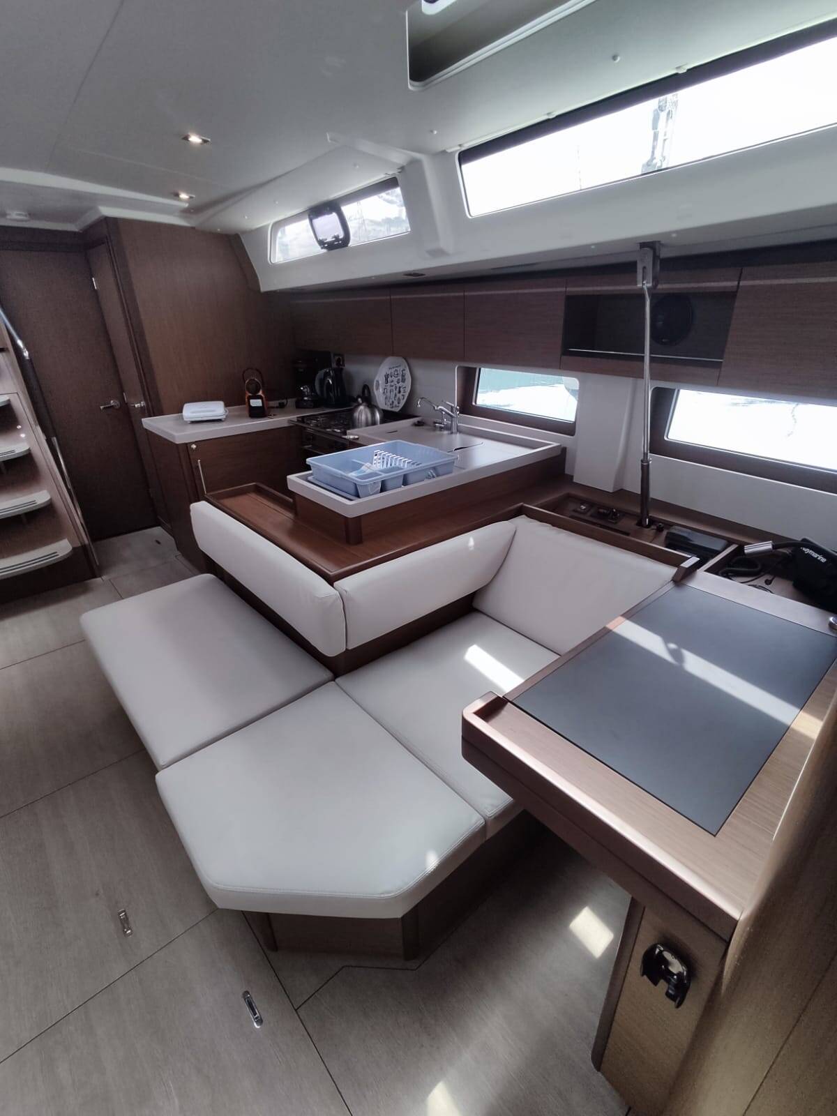 Sailing yacht Oceanis 51.1 Dalia