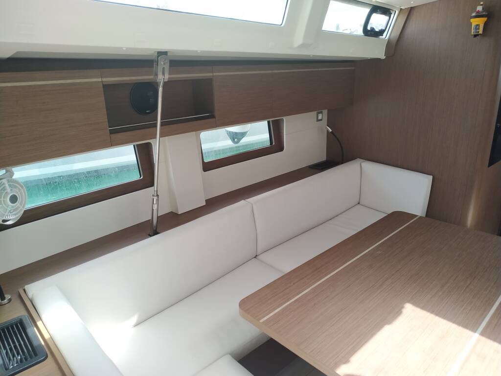 Sailing yacht Oceanis 51.1 Dalia
