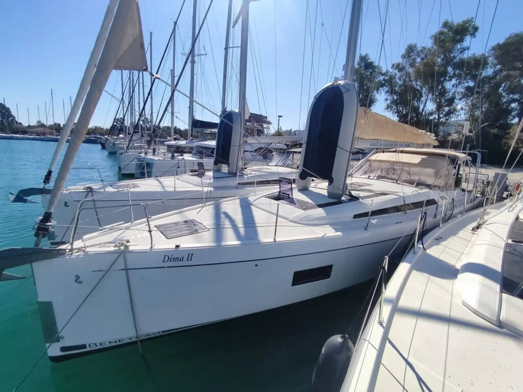 Sailing yacht Oceanis 51.1 Dima II
