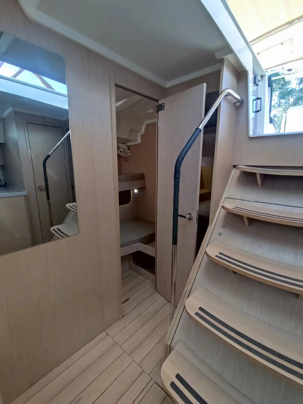 Sailing yacht Oceanis 51.1 Dima II