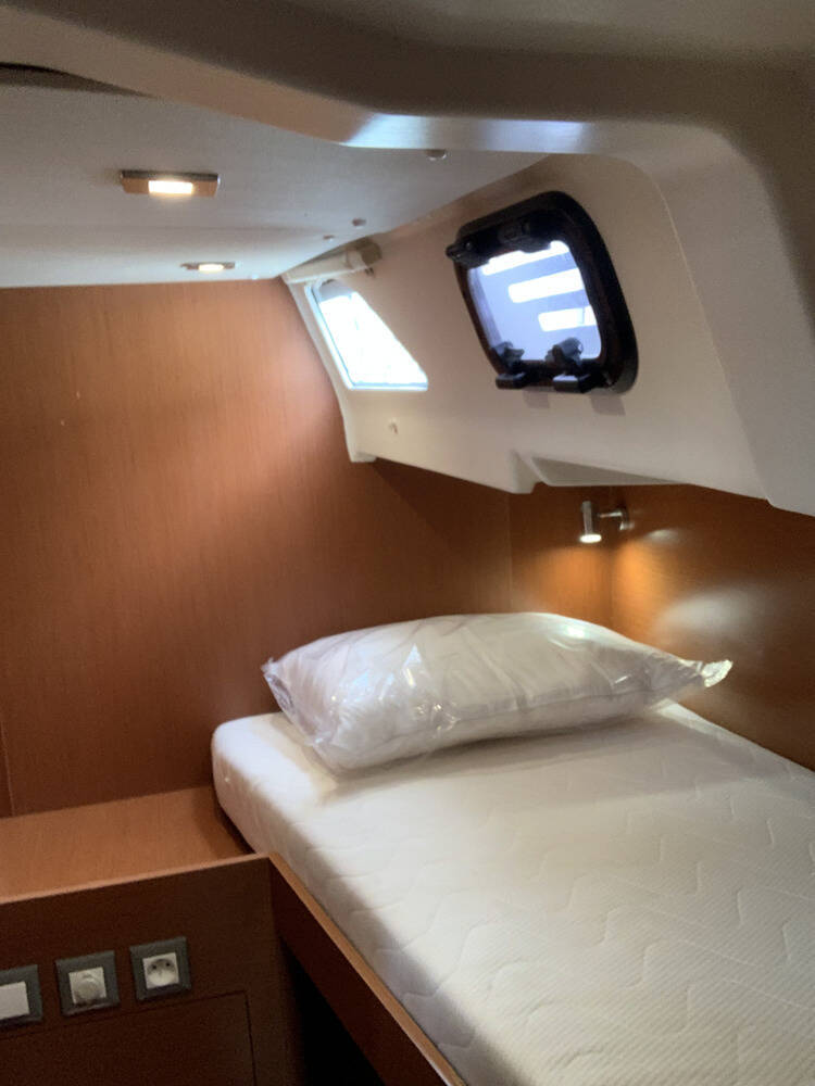 Sailing yacht Oceanis 51.1 Thano