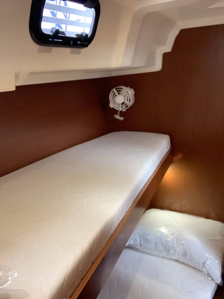 Sailing yacht Oceanis 51.1 Thano