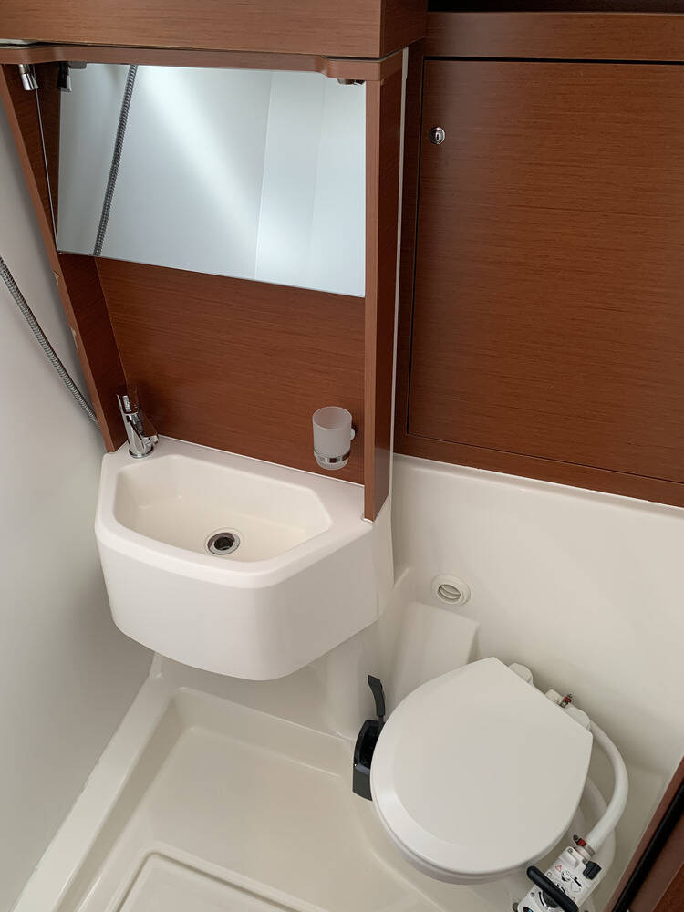 Sailing yacht Oceanis 51.1 Thano