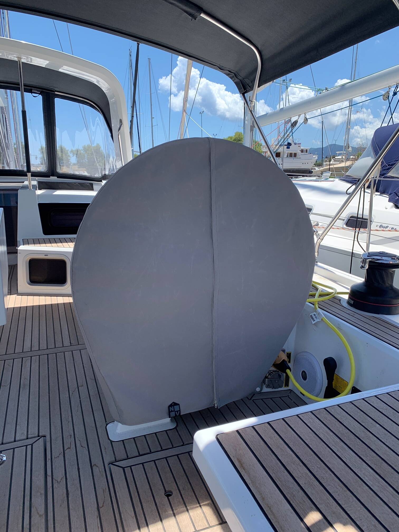 Sailing yacht Oceanis 51.1 Elise