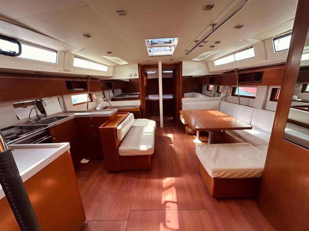 Segelyachten Oceanis 51.1 Velvet Dice