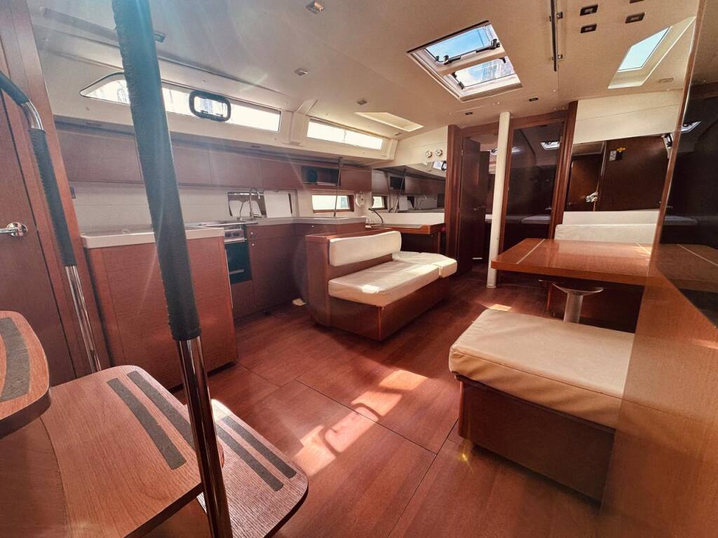 Segelyachten Oceanis 51.1 Velvet Dice