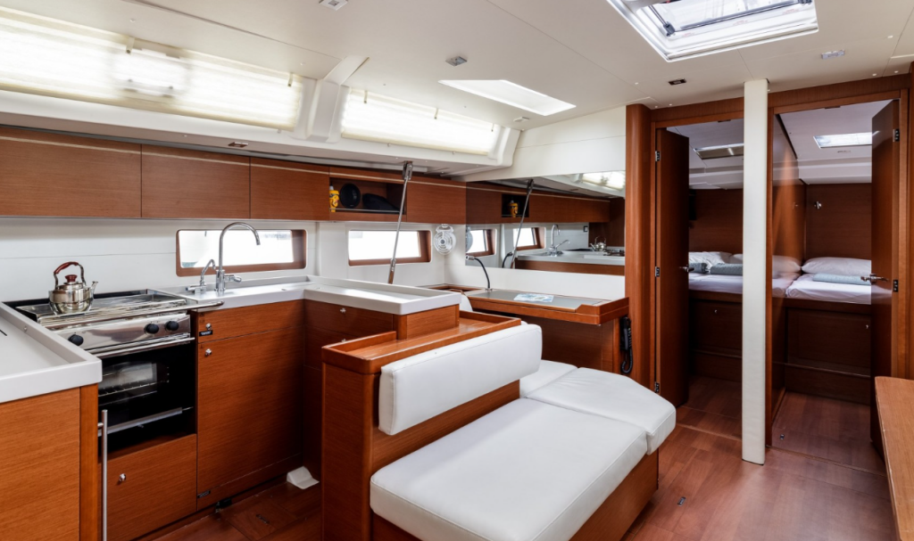 Sailing yacht Oceanis 51.1 Bolero