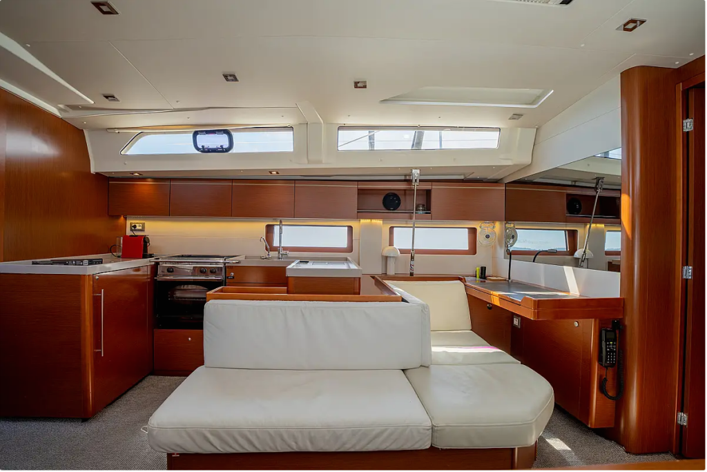 Sailing yacht Oceanis 51.1 Bolero