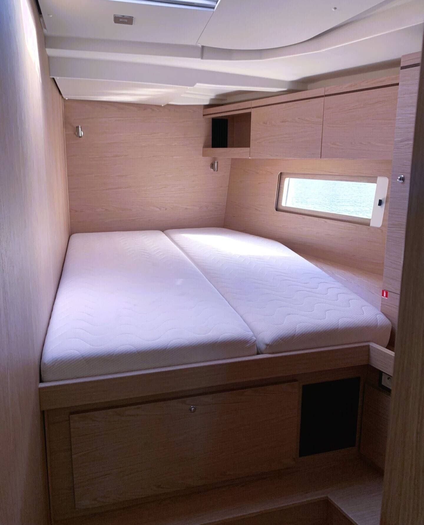 Sailing yacht Oceanis 51.1 Amelia