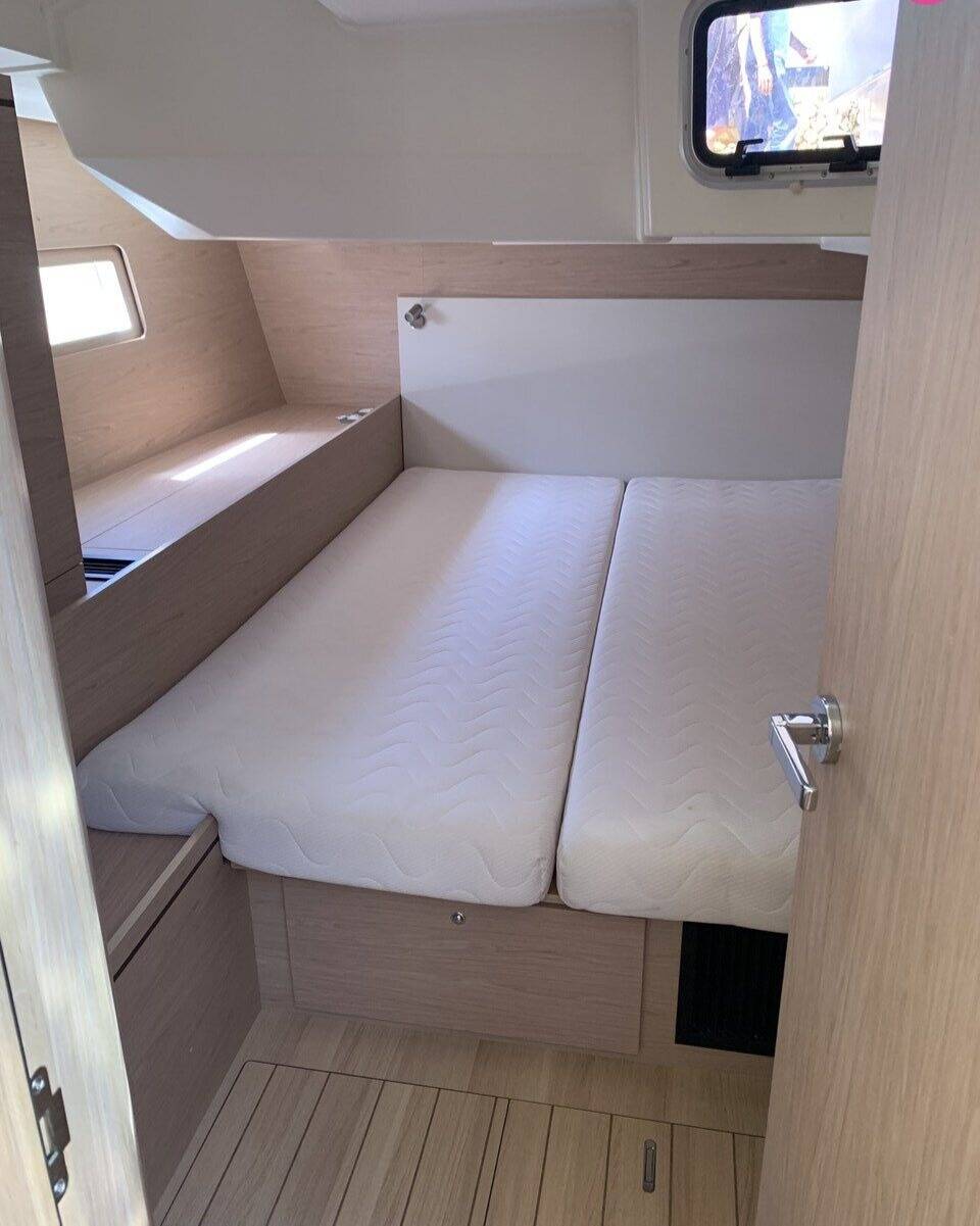 Sailing yacht Oceanis 51.1 Amelia