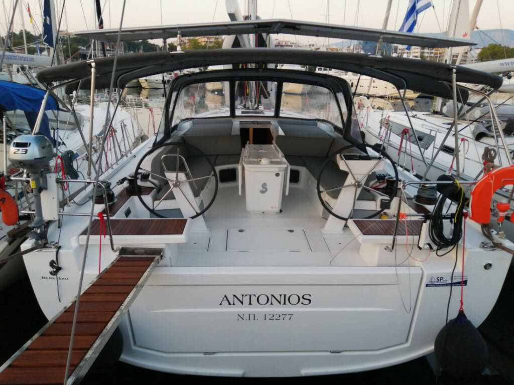 Sailing yacht Oceanis 51.1 Antonios