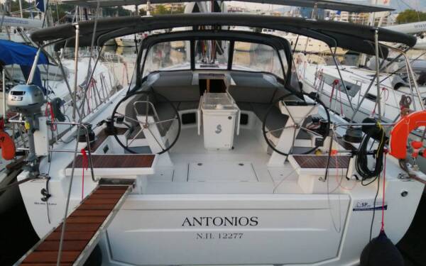 Oceanis 51.1 Antonios Athens, Alimos marina