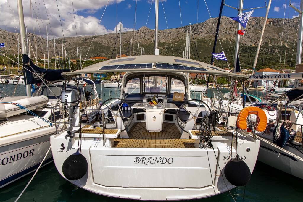 Sailing yacht Oceanis 51.1 Brando