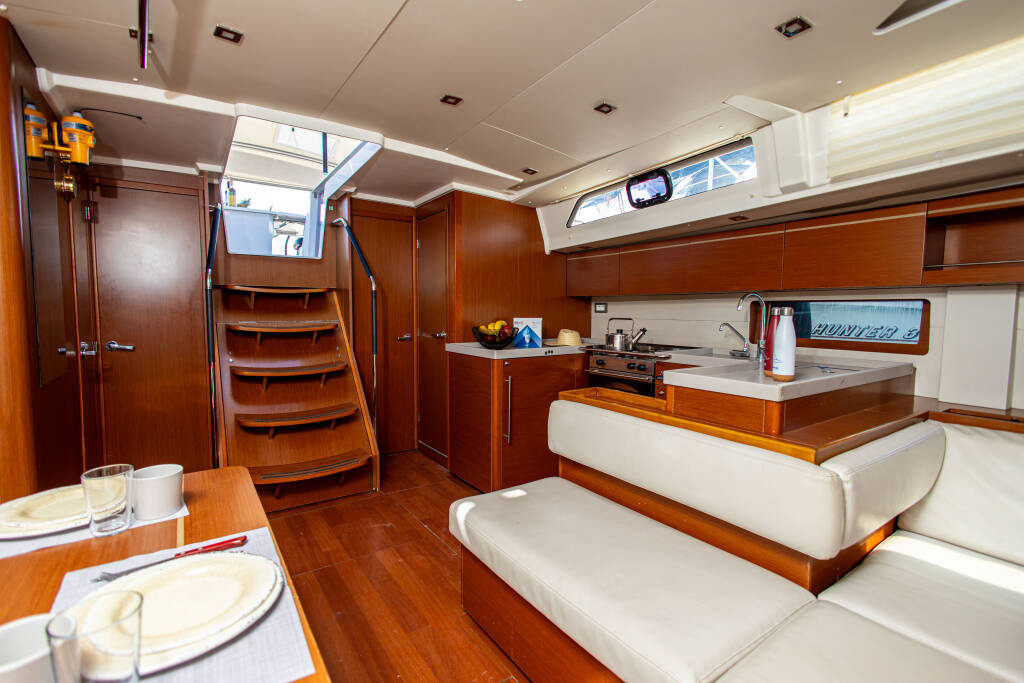 Sailing yacht Oceanis 51.1 Brando