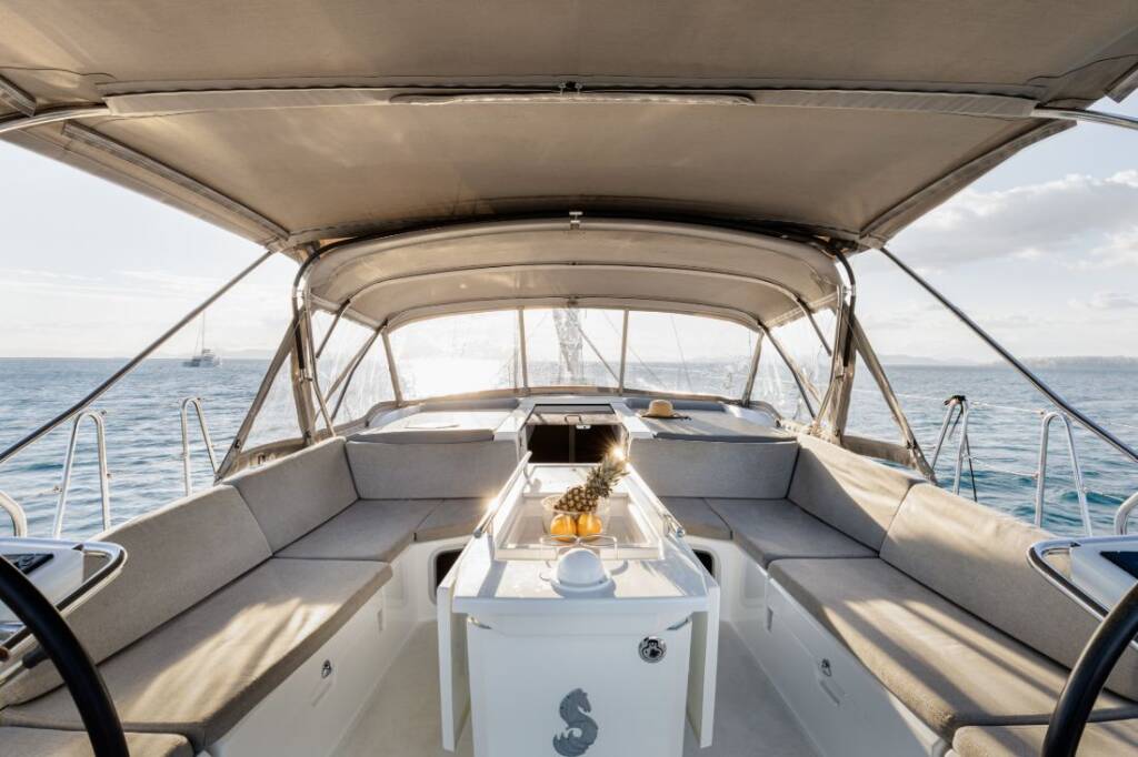 Sailing yacht Oceanis 51.1 