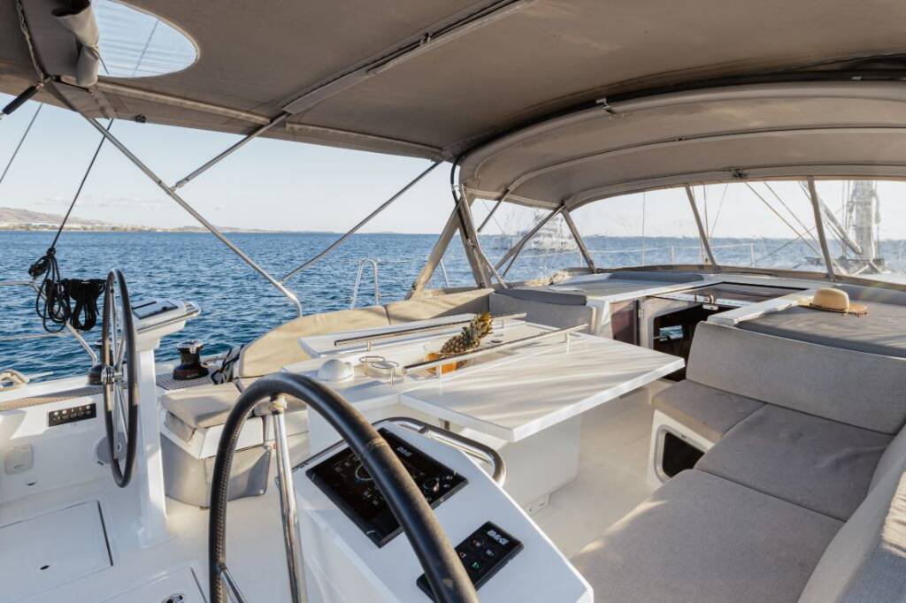 Sailing yacht Oceanis 51.1 