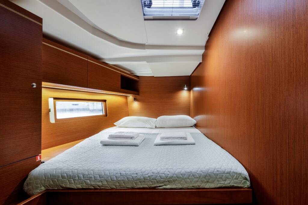Sailing yacht Oceanis 51.1 
