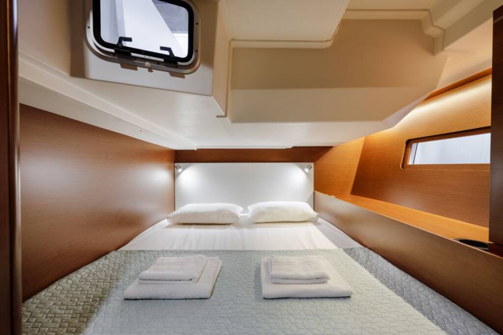 Sailing yacht Oceanis 51.1 
