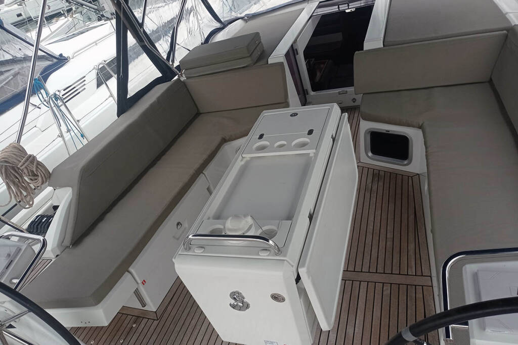 Segelyachten Oceanis 51.1 Salma 
