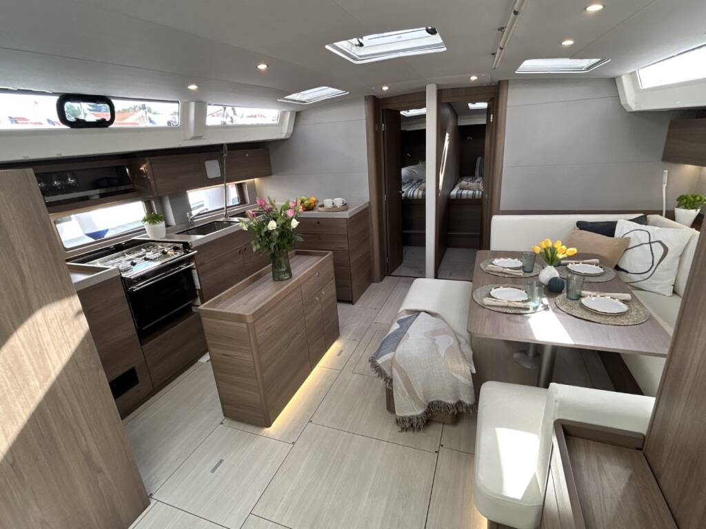 Sailing yacht Oceanis 52 B-52