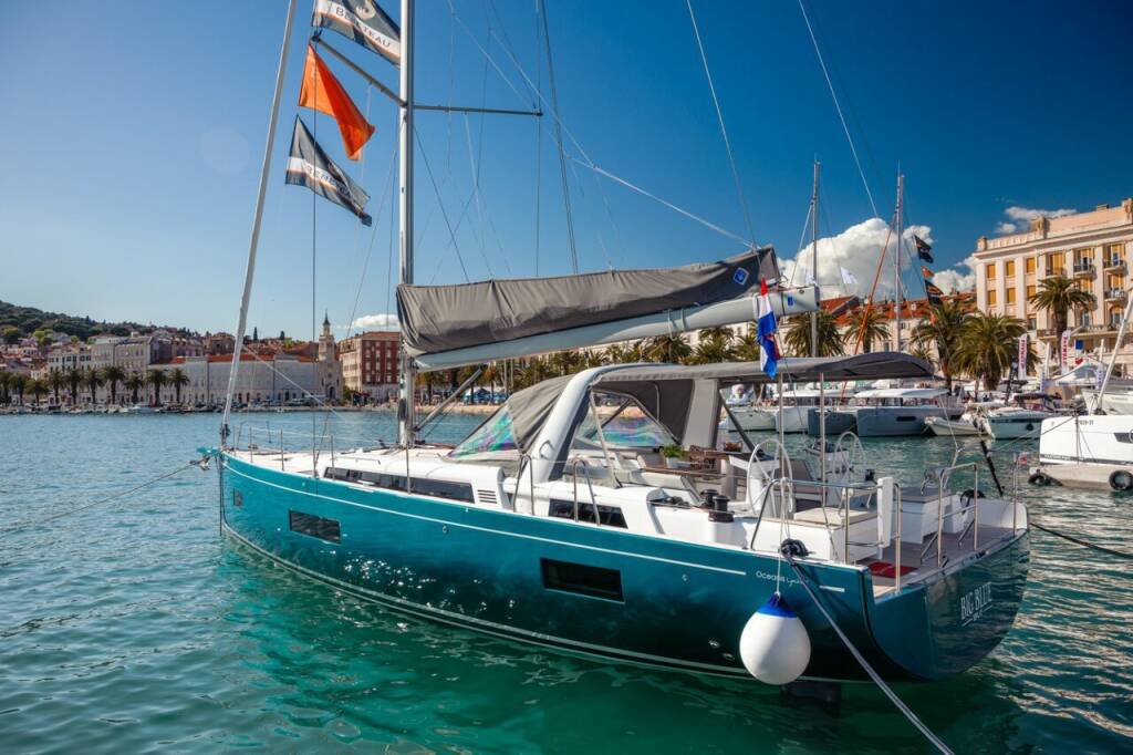 Sailing yacht Oceanis 54 Big Blue