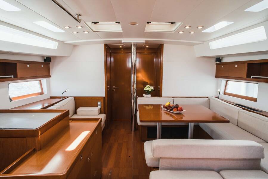Segelyachten Oceanis 55 Esther