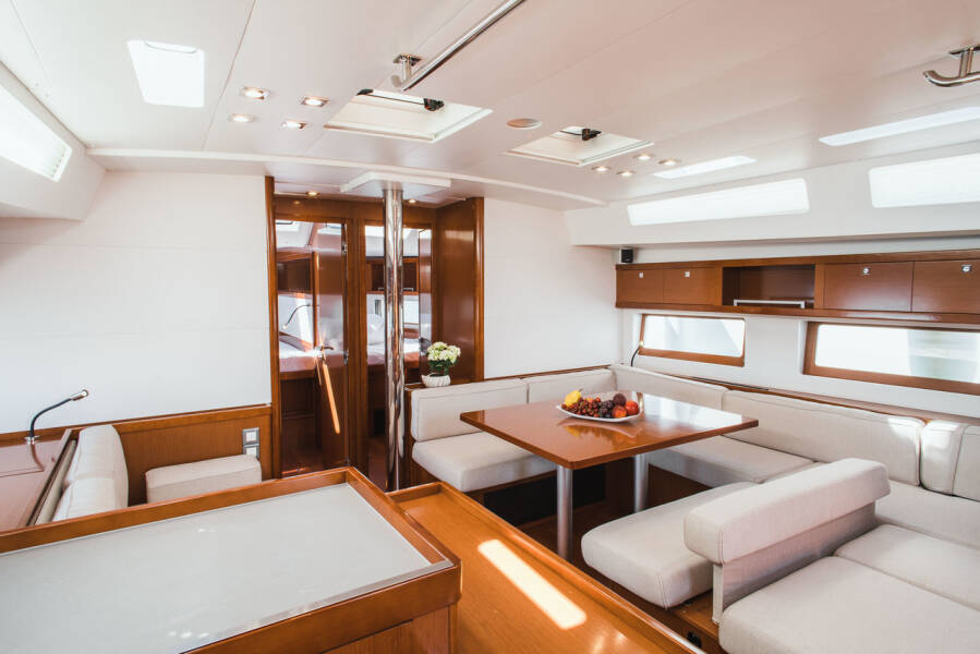 Segelyachten Oceanis 55 Esther