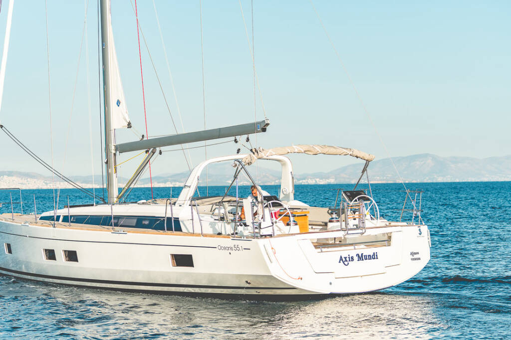Sailing yacht Oceanis 55.1 Axis Mundi