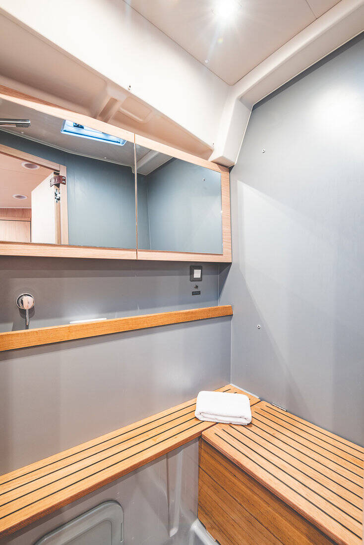 Sailing yacht Oceanis 55.1 Axis Mundi