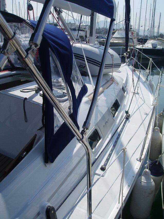 Sailing yacht Oceanis Clipper 343 Naysika