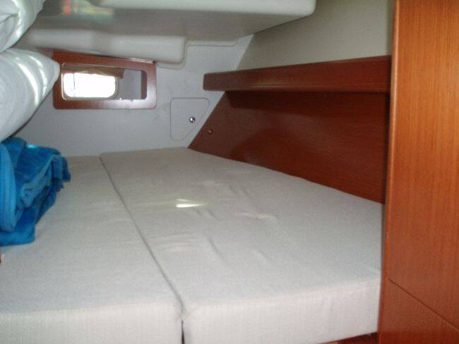 Sailing yacht Oceanis Clipper 343 Naysika