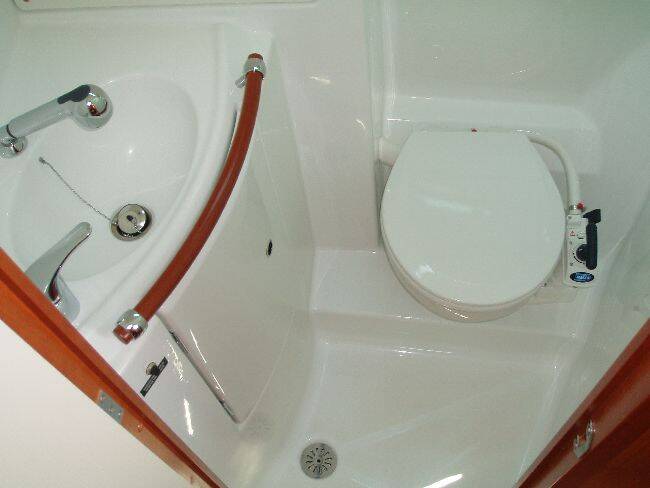 Sailing yacht Oceanis Clipper 343 Naysika