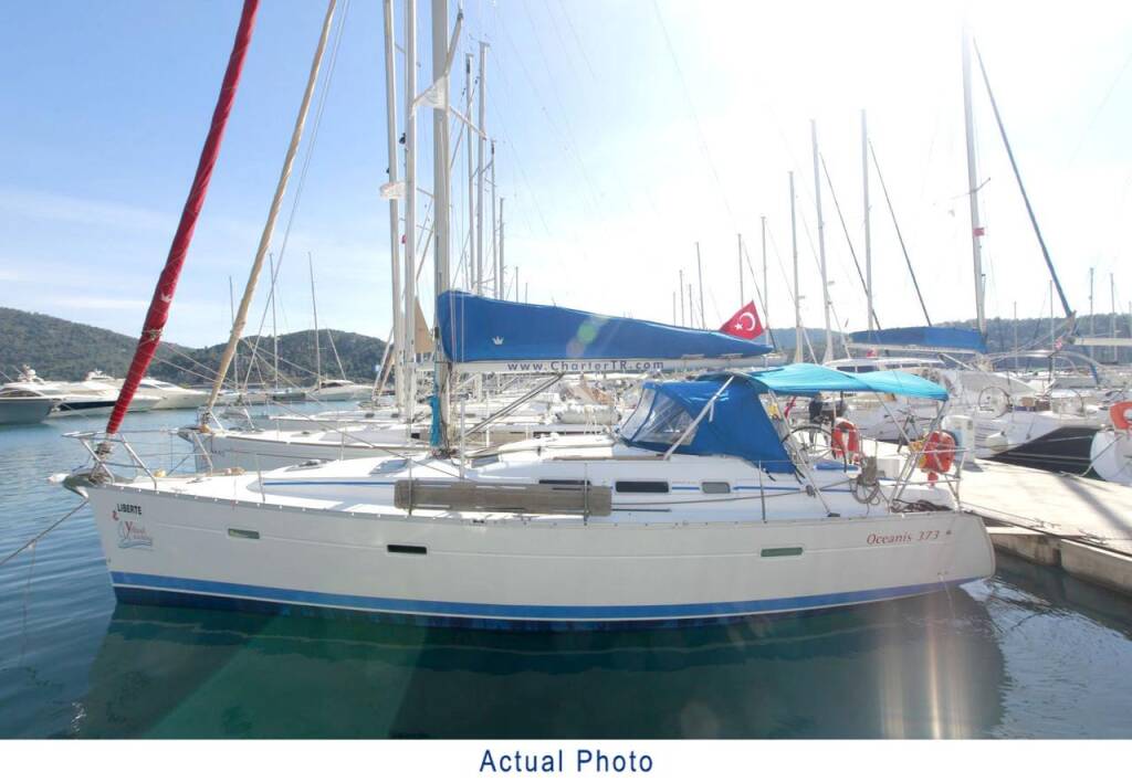 Segelyachten Oceanis Clipper 373 Liberte