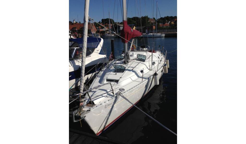 Sailing yacht Oceanis Clipper 381 Albatross