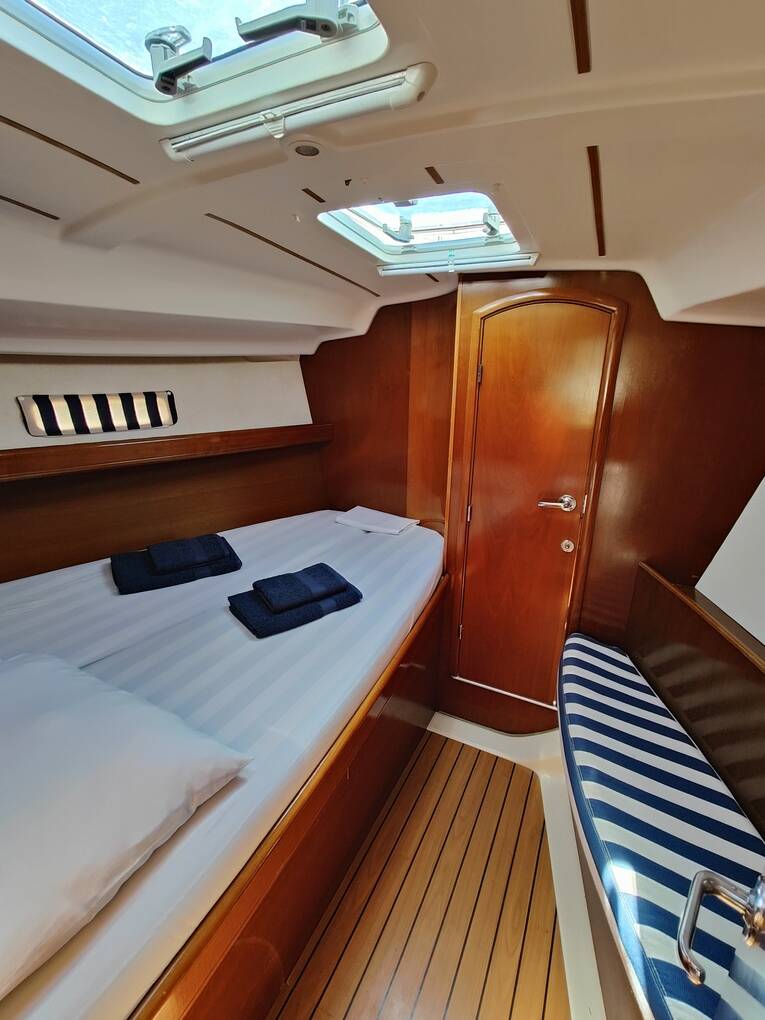 Segelyachten Oceanis Clipper 393 Crete