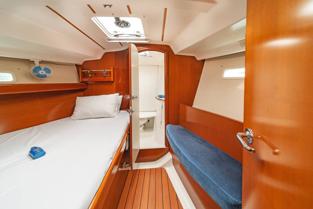 Segelyachten Oceanis Clipper 393 Milica