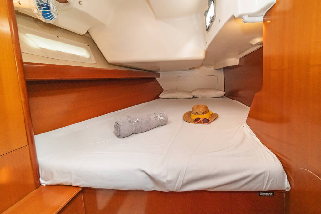 Segelyachten Oceanis Clipper 393 Milica
