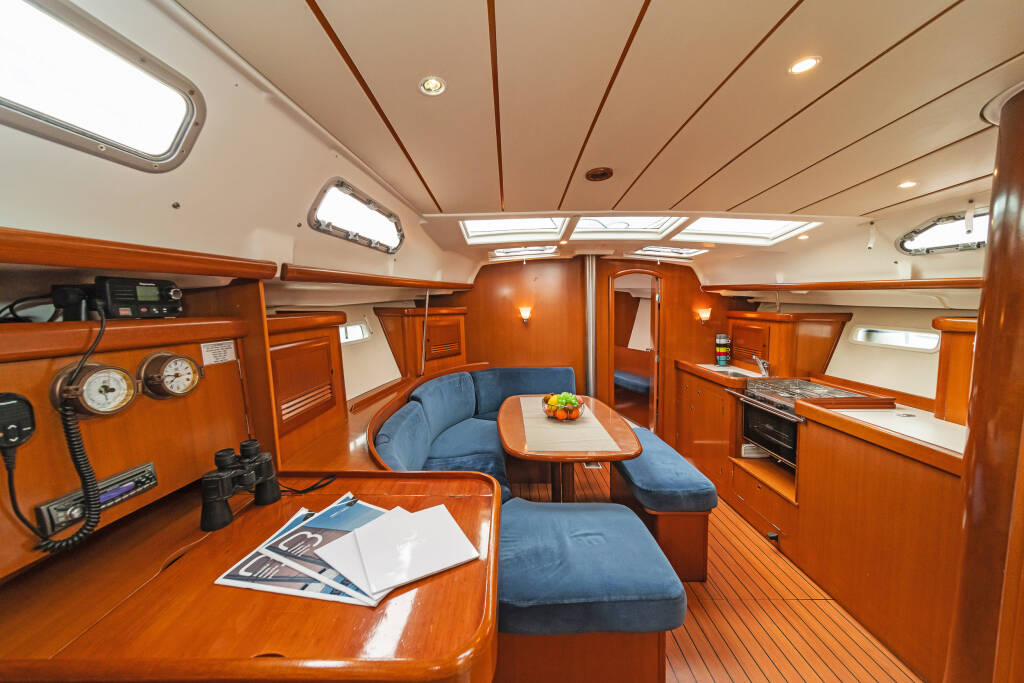 Segelyachten Oceanis Clipper 393 Milica