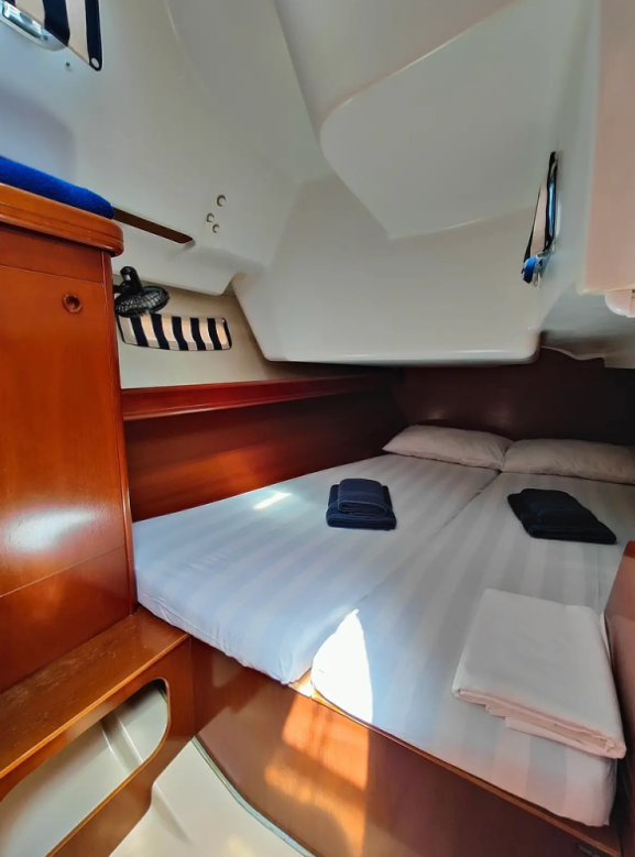 Segelyachten Oceanis Clipper 393 Crete