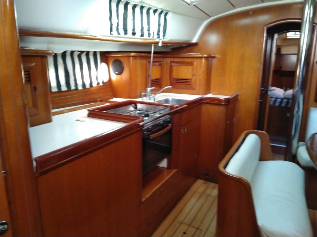 Segelyachten Oceanis Clipper 411 Nemesis