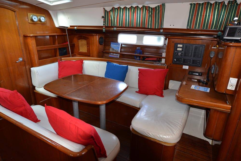 Sailing yacht Oceanis Clipper 461 Seagull