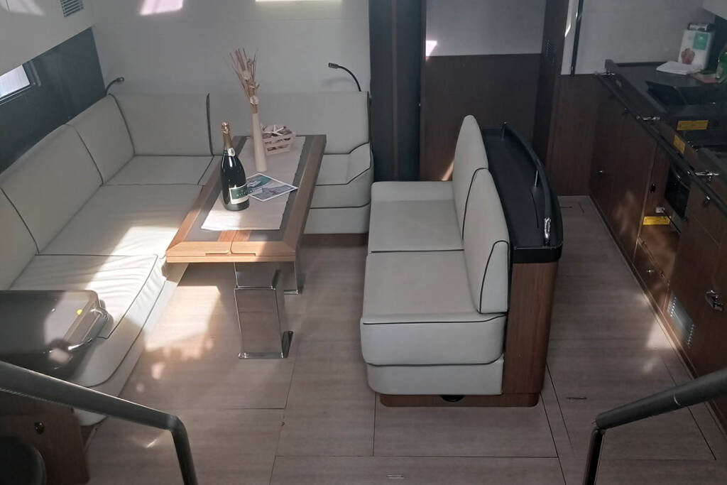Segelyachten Oceanis Yacht 62 Penultimo 