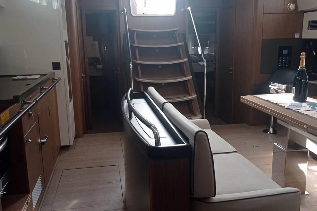 Segelyachten Oceanis Yacht 62 Penultimo 