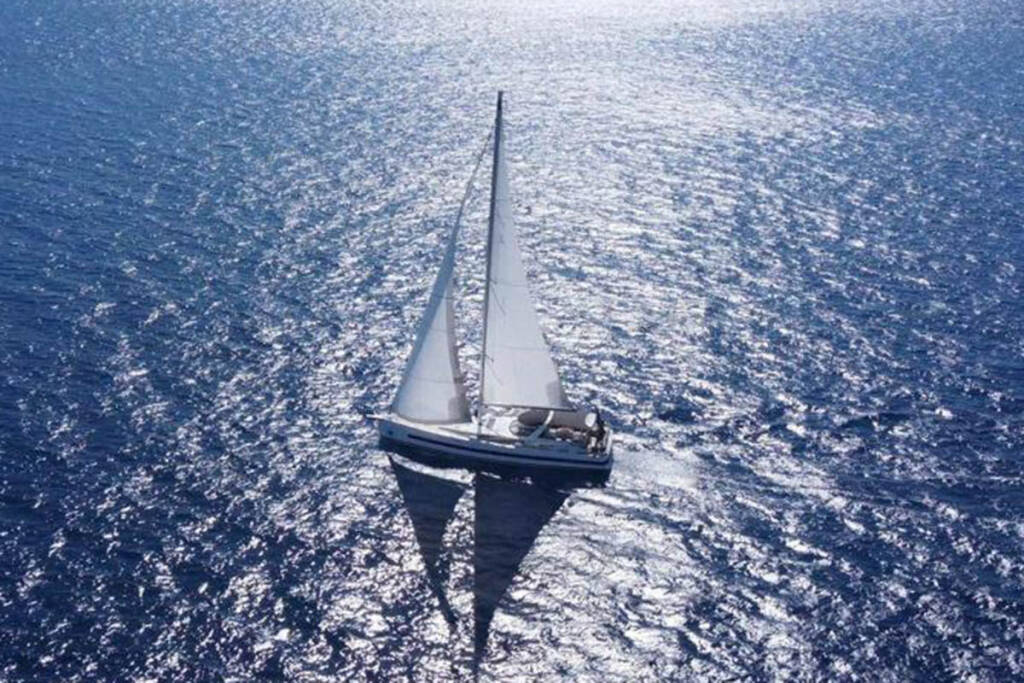 Sailing yacht Oceanis Yacht 62 Thora Helen 
