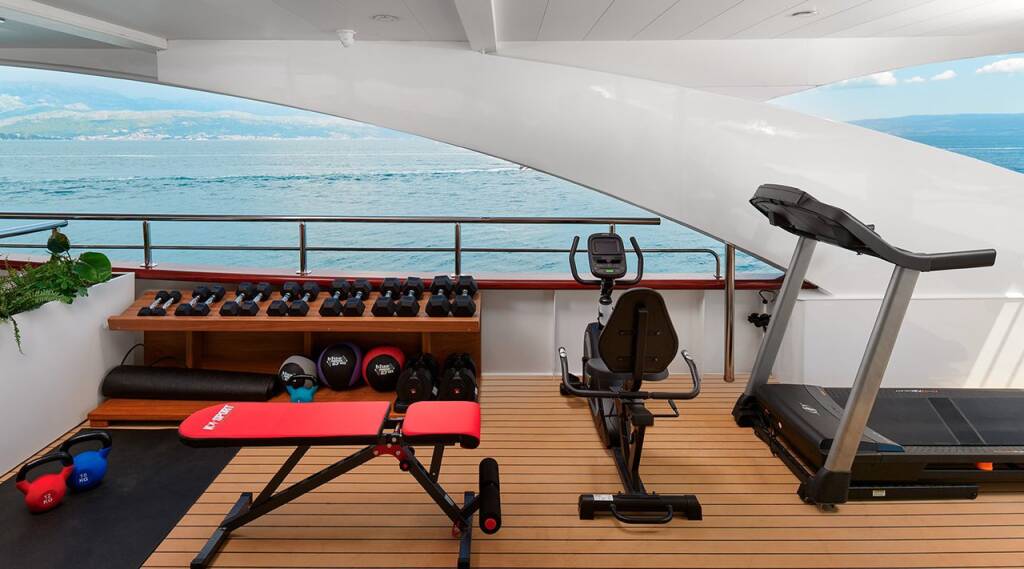 Luxury motor yacht Ohana Ohana