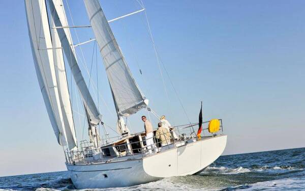 Opus 68 Helene Athens, Alimos marina